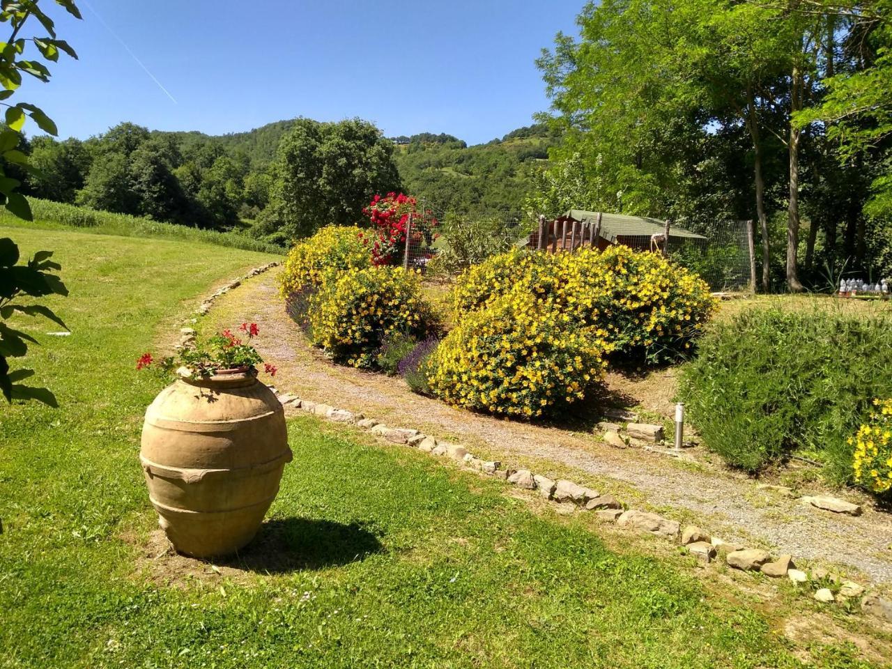 Agriturismo Montelovesco Brunetta Bagian luar foto